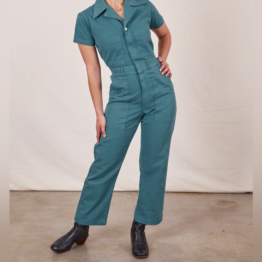 Big Bud Press Short Sleeve Jumpsuit
Petite
Marine Blue
XS
